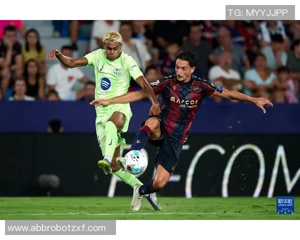 梅西神奇帽子戏法！巴萨大胜莱万特登顶西甲积分榜